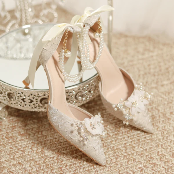 Elegant White Pearl Rhinestone Appliques Wedding Shoes 2024 8 cm Stiletto Heels Pointed Toe Wedding Sandals High Heels