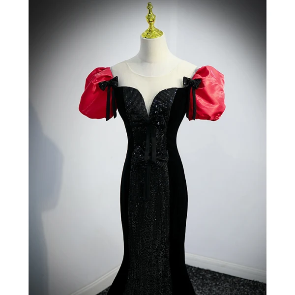 Sexy Noire Paillettes Noeud Robe De Soirée 2022 Trompette / Sirène Encolure Dégagée Gonflée Manches Courtes Dos Nu Train De Balayage Soirée Robe De Ceremonie