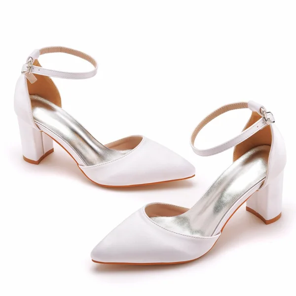 Chic / Belle Blanche Promo Sandales Femme 2023 Bride Cheville 7 cm Talons Épais À Bout Pointu Sandales Talons Hauts