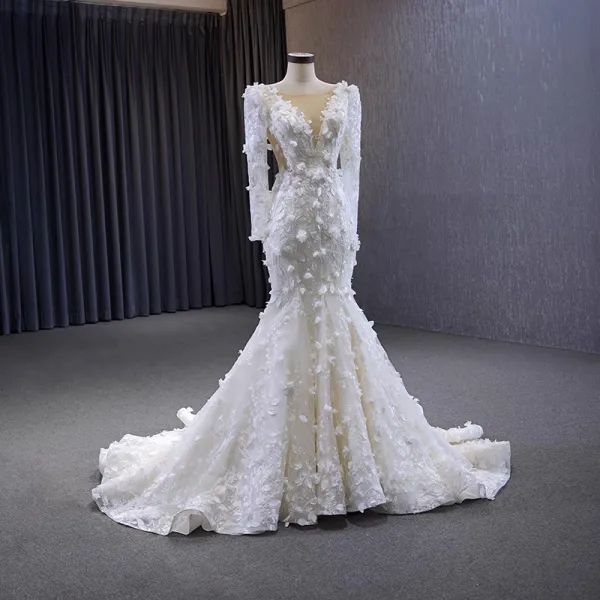 Luxe Charmant Blanche Appliques Fait main Perlage Robe De Mariée Trompette / Sirène 2023 Encolure Dégagée Manches Longues Dos Nu Train De Balayage Mariage