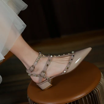 Fashion Beige Evening Party Leather Womens Shoes 2022 T Strap Rivet 4 Cm Thick Heels Low Heel Pointed Toe Womens Shoes High Heels