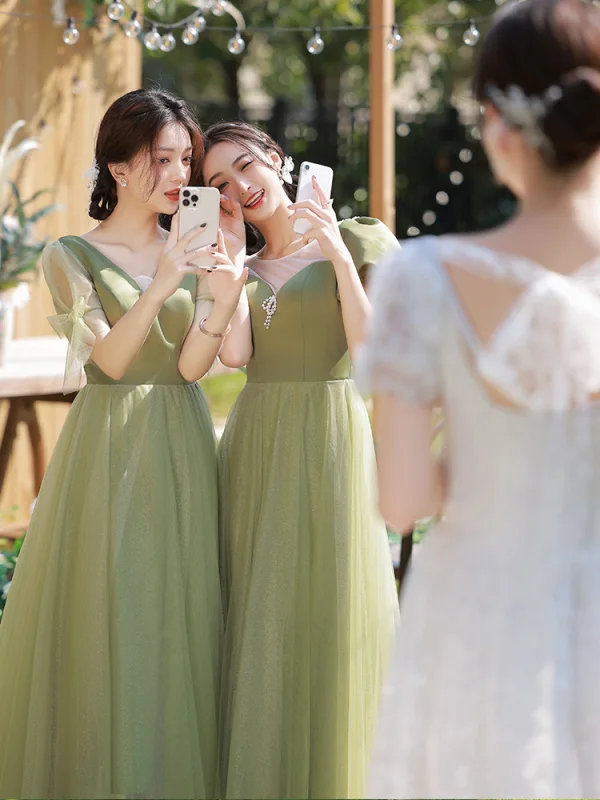 Modest / Simple Sage Green Bow Bridesmaid Dresses 2022 A-Line / Princess Short Sleeve Backless Floor-Length / Long Bridesmaid Wedding Party Dresses