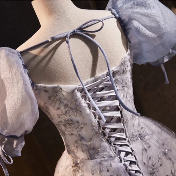 Schöne Grau Pailletten Ballkleider 2023 Ballkleid Eckiger Ausschnitt Geschwollenes Kurze Ärmel Rückenfreies Schleife Lange Ball Festliche Kleider