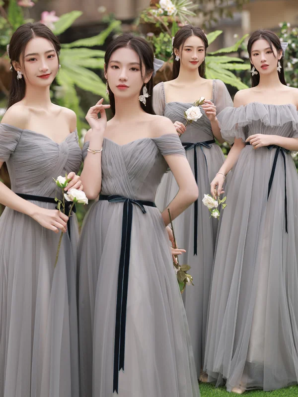 Modest / Simple Grey Bridesmaid Dresses 2022 A-Line / Princess Short Sleeve Backless Sash Bow Floor-Length / Long Bridesmaid Dresses