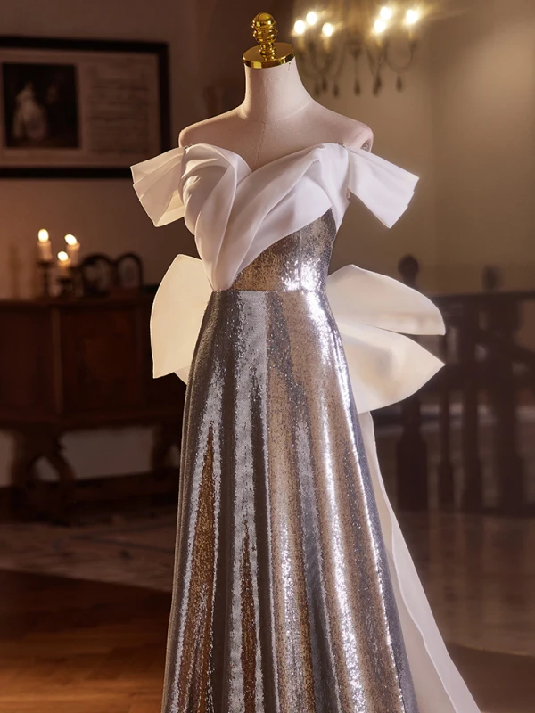 Glitzernden Silber Pailletten Ballkleider 2024 A Linie Off Shoulder Kurze Ärmel Rückenfreies Schleife Lange Ball Festliche Kleider