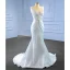 Haut de Gamme Ivoire Satin Paillettes Robe De Mariée 2022 Trompette / Sirène V-Cou Sans Manches Dos Nu Train De Balayage Mariage