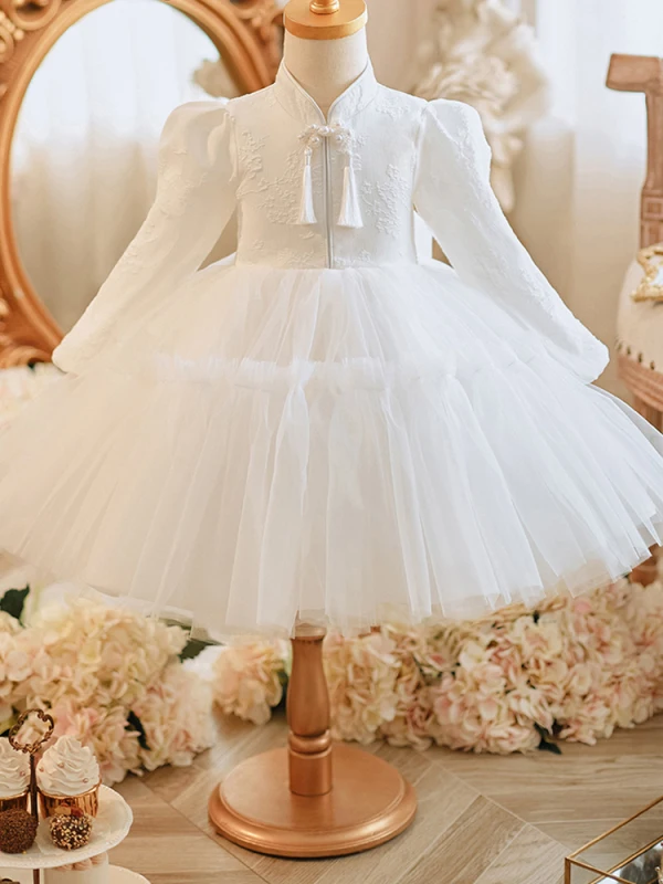 Style Chinois Blanche Courte Perle Anniversaire Robe Ceremonie Fille 2023 Robe Boule Col Haut Noeud Manches Courtes