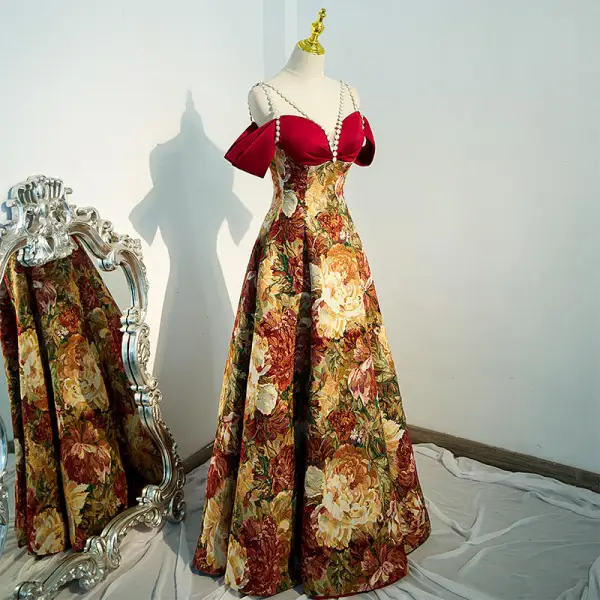 Chic / Beautiful Burgundy Floral Evening Dresses 2022 A-Line / Princess Pearl Rhinestone Spaghetti Straps Short Sleeve Backless Floor-Length / Long Evening Party Formal Dresses