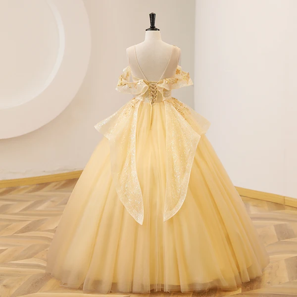 Chic / Beautiful Yellow Lace Pearl Sequins Prom Dresses 2022 Ball Gown Scoop Neck Short Sleeve Backless Floor-Length / Long Prom Formal Dresses