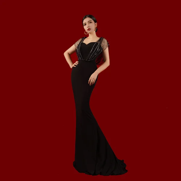 Haut de Gamme Charmant Noire Faux Diamant Robe De Soirée 2023 Princesse Encolure Carrée Manches Courtes Dos Nu Soirée Train De Balayage Robe De Ceremonie