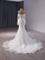 Haut de Gamme Blanche Fait main Perlage Paillettes Robe De Mariée 2024 Trompette / Sirène De l'épaule Manches Longues Dos Nu Tribunal Train Mariage