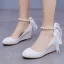 Élégant Blanche Perle Noeud Bride Cheville 5 cm Compensées Chaussure De Mariée 2024 À Bout Rond Mariage