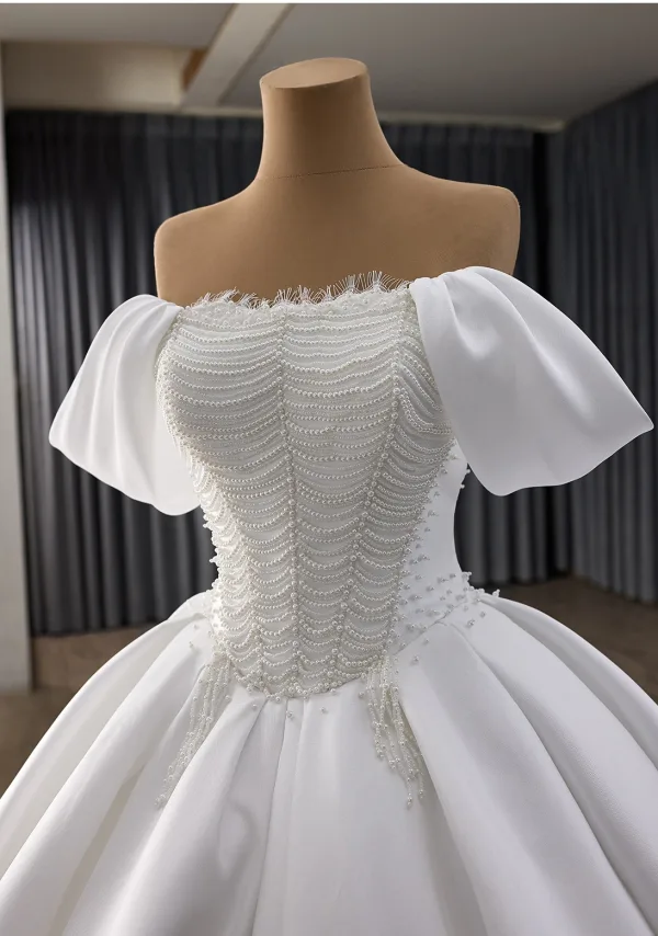 High-end Elegant White Pearl Satin Wedding Dresses 2025 Ball Gown Off-The-Shoulder Short Sleeve Backless Chapel Train Wedding