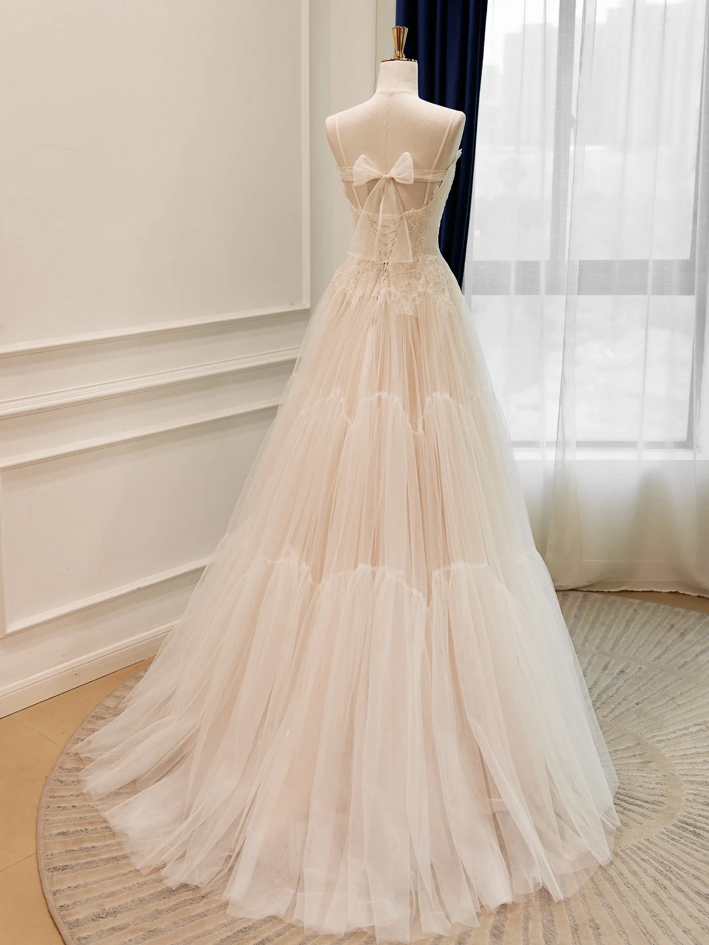 High-end Champagne Handmade Lace Flower Wedding Dresses 2026 A-Line Princess Spaghetti