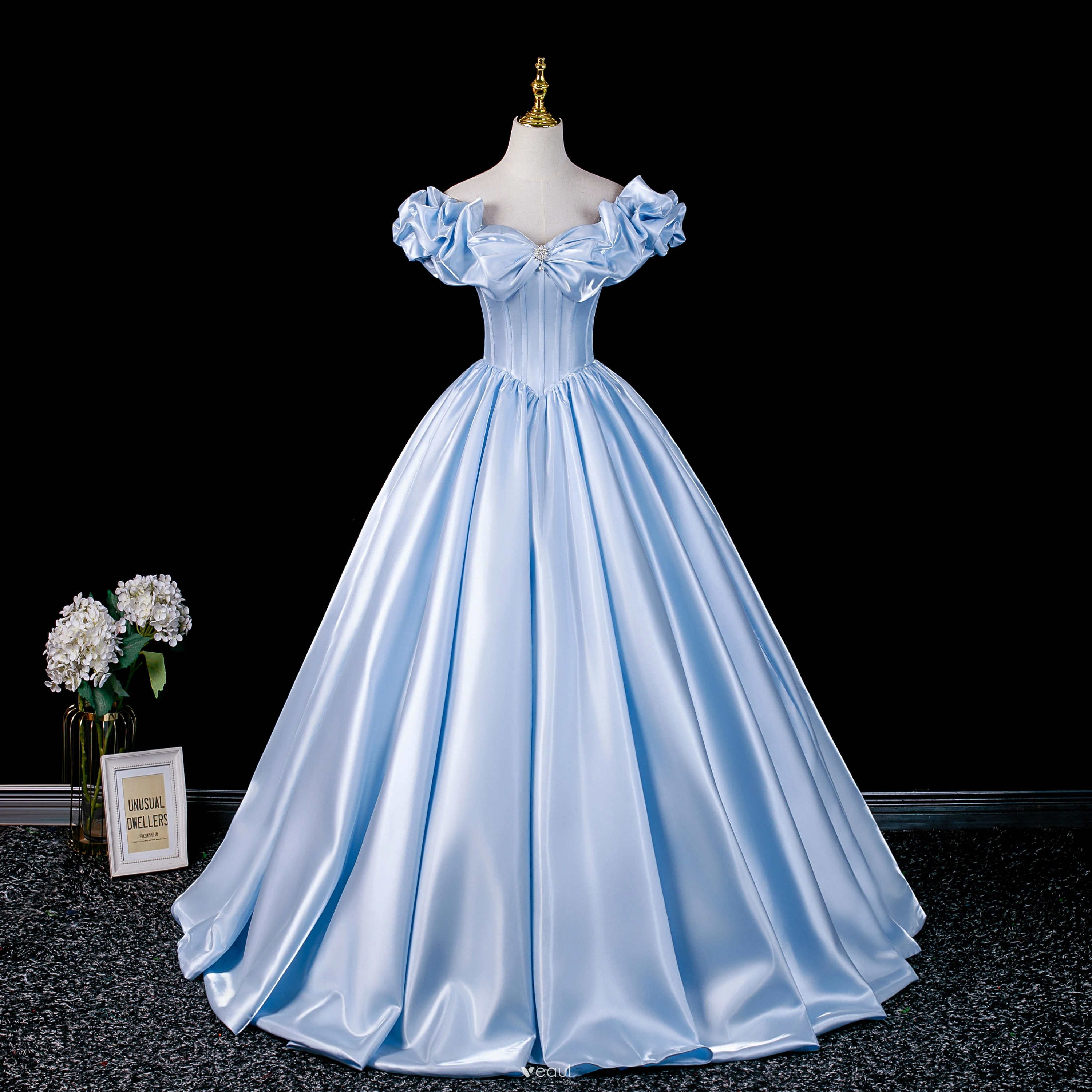 Elegant Sky Blue Prom Dresses 2026 Ball Gown Ruffle Off-The-Shoulder Bow  Short Sleeve Backless Floor-Length / Long Formal Dresses