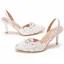 Chic / Belle Blanche Perle Faux Diamant En Dentelle Fleur Chaussure De Mariée 2022 7 cm Talons Aiguilles À Bout Pointu Mariage Talons Hauts