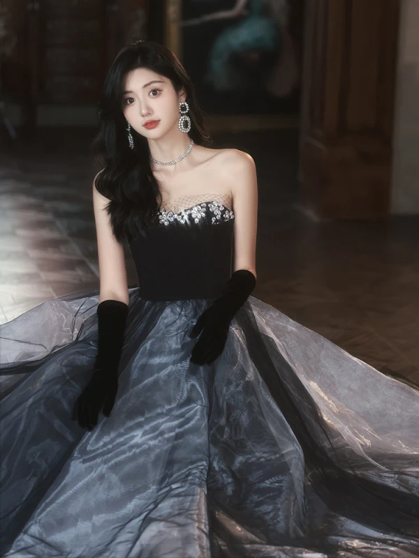 Chic / Beautiful Black Rhinestone Prom Dresses 2024 Ball Gown Strapless Sleeveless Backless Floor-Length / Long Prom Formal Dresses