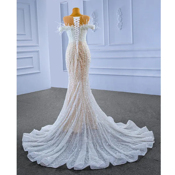 Luxury / Gorgeous Ivory Pearl Tassel Sequins Wedding Dresses 2022 Trumpet / Mermaid Scoop Neck Sleeveless Sweep Train Wedding