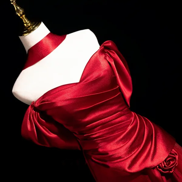 Sexy Burgundy Satin Evening Dresses 2025 A-Line / Princess Off-The-Shoulder Short Sleeve Backless Floor-Length / Long Formal Dresses