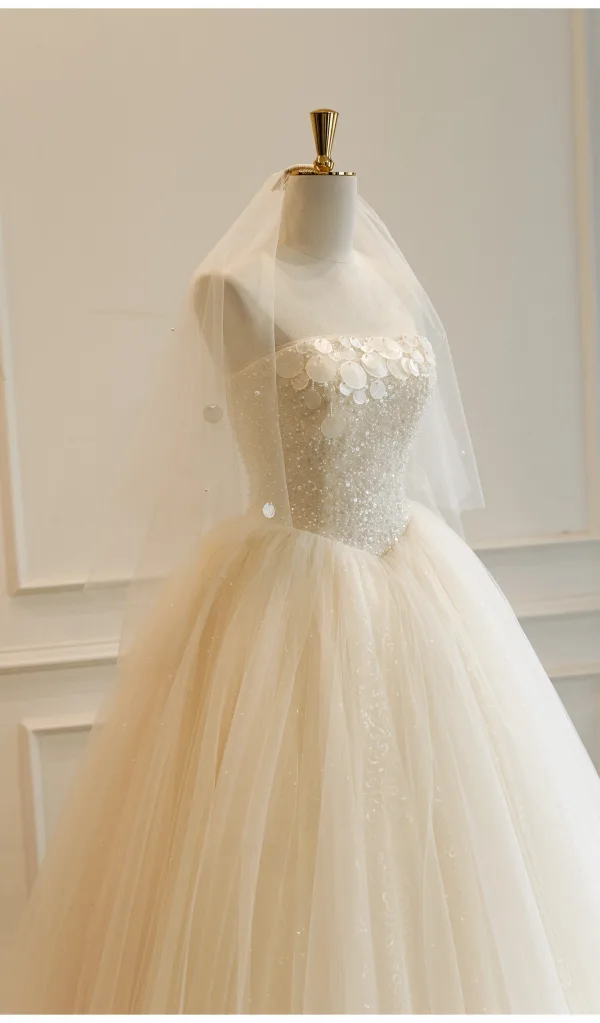 Elegante High End Champagner Handgefertigt Perlenstickerei Perle Pailletten Brautkleider / Hochzeitskleider 2026 Ballkleid Bandeau Ärmellos Rückenfreies Lange