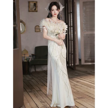 Charmant Beige Perlage Paillettes Appliques Robe De Bal 2023 Trompette Sirène De L Épaule Manches Courtes Dos Nu Noeud Longue Promo Robe De Ceremonie