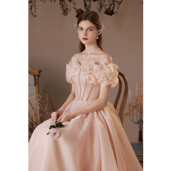 Lovely Blushing Pink Prom Dresses 2022 A-Line / Princess Ruffle Off-The-Shoulder Beading Short Sleeve Backless Floor-Length / Long Prom Formal Dresses