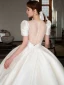 Vintage / Retro Modest / Simple Ivory Satin Wedding Dresses 2022 Ball Gown Scoop Neck Puffy Short Sleeve Pearl Royal Train Wedding