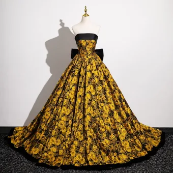 Vintage Retro Black Gold Printing Prom Dresses 2025 Ball Gown Strapless Sleeveless Backless Bow Sweep Train Prom Formal Dresses