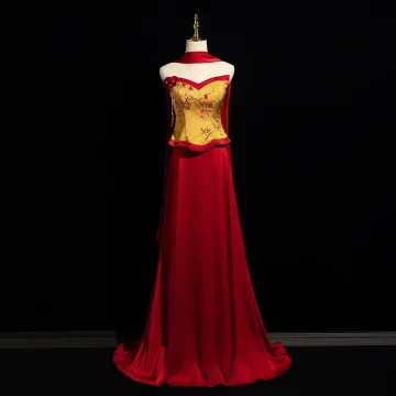 Kinesisk Stil Röd Beading Appliqués Balklänningar 2026 Prinsessa Axelbandslös Ärmlös Halterneck Svep Tåg Afton Formella Klänningar