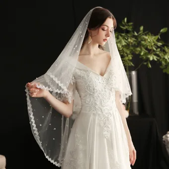 Charming White Handmade Pearl Lace Flower Wedding Veils 2025