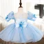Mode Bleu Ciel Anniversaire Courte Robe Ceremonie Fille 2022 Robe Boule Encolure Dégagée Gonflée Manches Courtes Perle Noeud Robe Ceremonie Fille