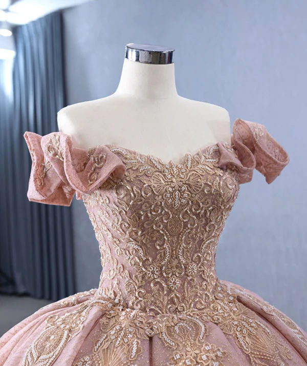 Haut de Gamme Rougissant Rose Glitter Fait main Perlage Paillettes En Dentelle Fleur Robe De Bal 2024 Robe Boule De l'épaule Manches Courtes Dos Nu Tribunal Train Promo