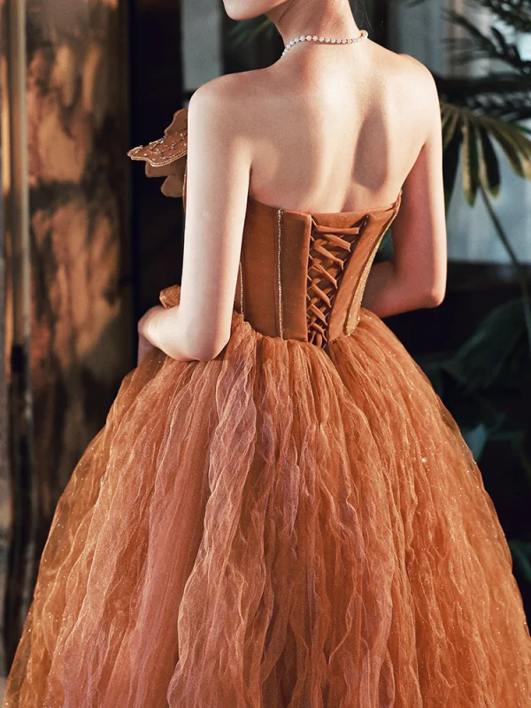 Charmant Orange Fallende Rüsche Pailletten Abendkleider 2022 A Linie Bandeau Strass Schmetterling Ärmellos Rückenfreies Lange Abend Festliche Kleider