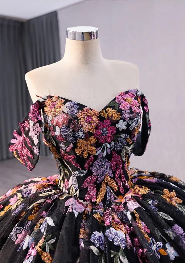 High-end Vintage / Retro Black Handmade  Sequins Lace Flower Prom Dresses 2024 Ball Gown Off-The-Shoulder Short Sleeve Backless Royal Train Prom