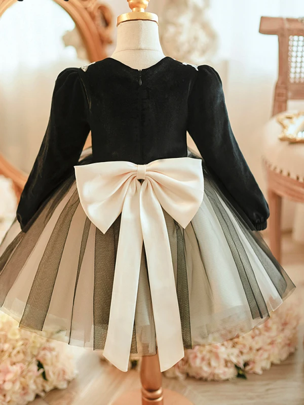 Chic / Beautiful Black Beading Sequins Bow Birthday Flower Girl Dresses 2023 Ball Gown Scoop Neck Long Sleeve Short