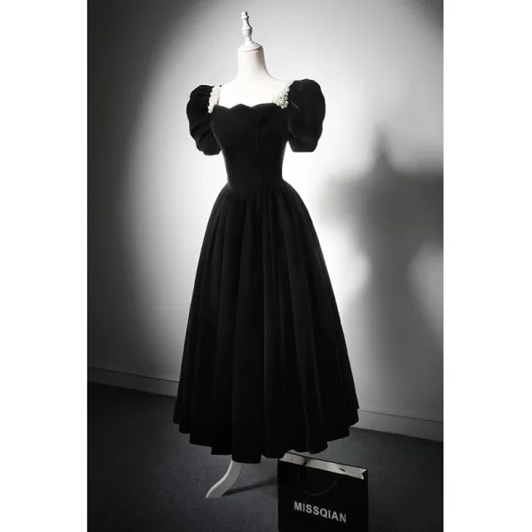 Vintage / Retro Black Velvet Homecoming Graduation Dresses 2024 A-Line / Princess Square Neckline Pearl Puffy Short Sleeve Backless Tea-length Formal Dresses