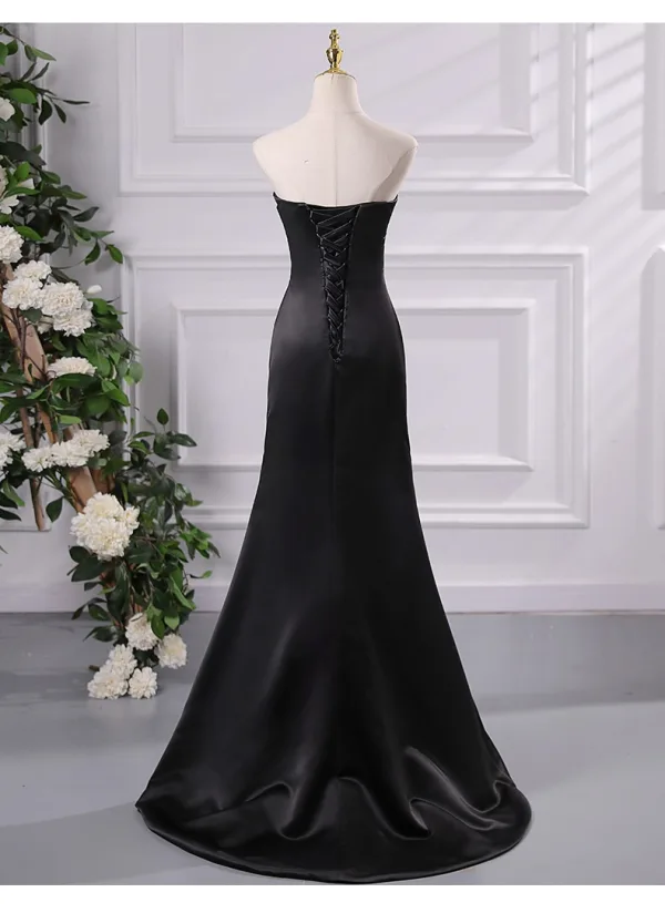 Style Audrey Hepburn Noire Satin Robe De Bal 2024 Trompette / Sirène Bustier Sans Manches Dos Nu Noeud Train De Balayage Promo Robe De Ceremonie
