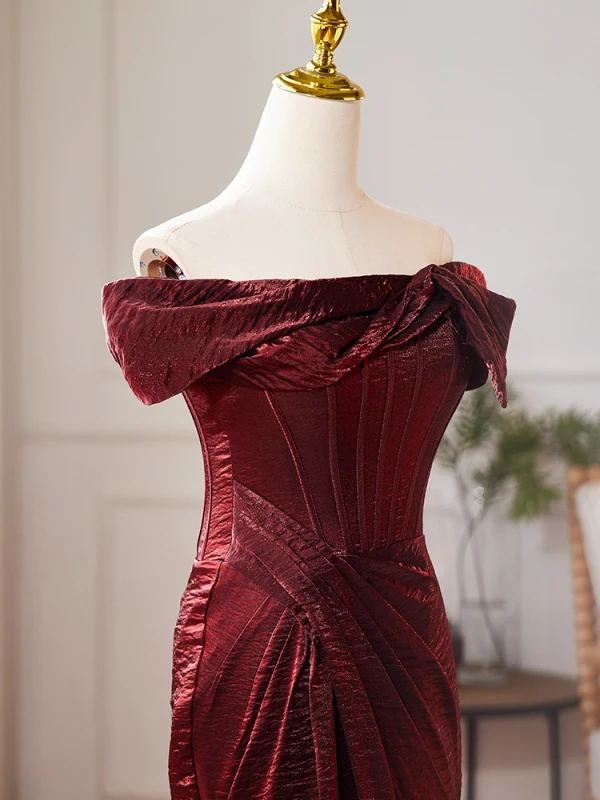 Chic / Beautiful Burgundy Split Front Prom Dresses 2024 Trumpet / Mermaid Off-The-Shoulder Sleeveless Backless Court Train Prom Formal Dresses
