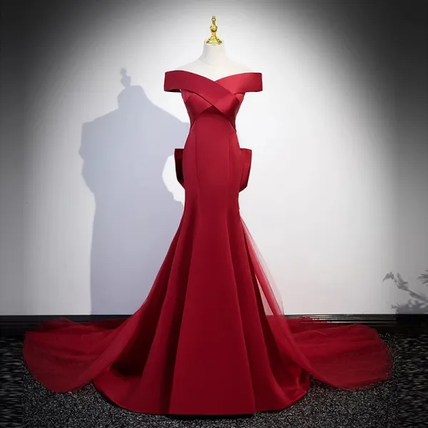 Vintage / Retro Burgundy Satin Evening Dresses 2023 Trumpet / Mermaid Off-The-Shoulder Short Sleeve Backless Bow Sweep Train Evening Party Formal Dresses