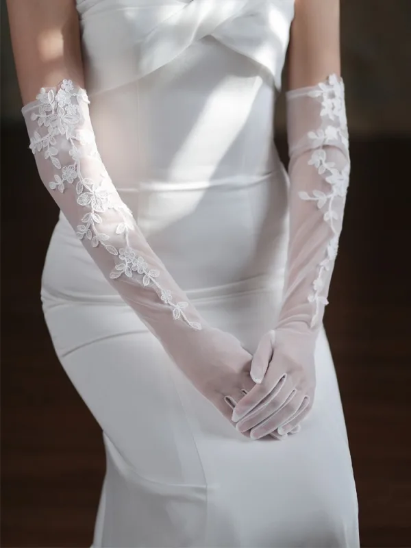 Vintage / Retro Elegant White Lace Flower Wedding Bridal Gloves 2025 Tulle