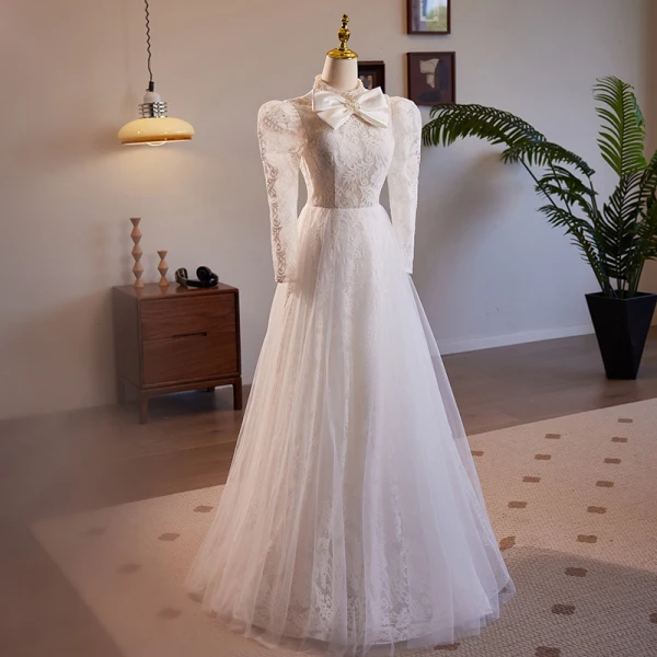 Vintage / Retro Ivory Lace Flower Wedding Dresses 2024 A-Line / Princess High Neck Beading Pearl Bow Long Sleeve Backless Floor-Length / Long