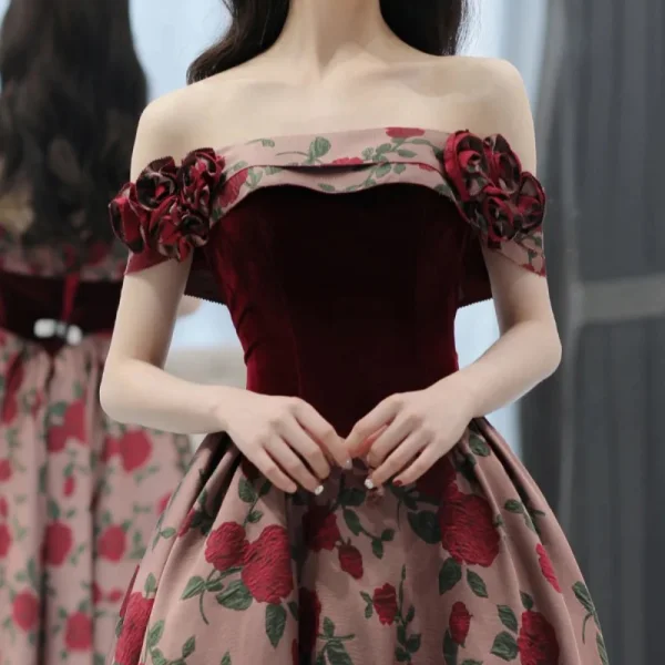 Elegant Burgundy Printing Prom Dresses 2023 A-Line / Princess Off-The-Shoulder Sleeveless Backless Tea-length Prom Formal Dresses