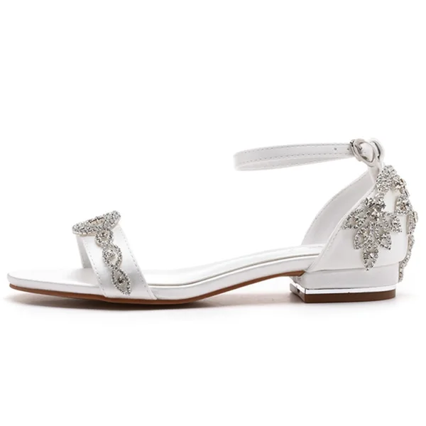 Sexy Blanche Faux Diamant Chaussure De Mariée 2023 Bride Cheville Talon Bas Peep Toes / Bout Ouvert Mariage Sandales Talons Hauts