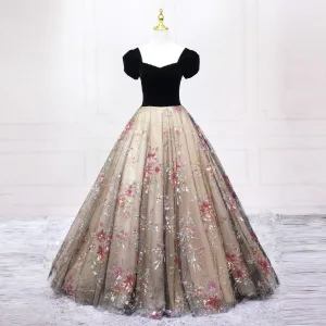 Elegant Svart Beading Paljetter Ballkjoler 2025 Ballkjole Firkantet Hals Korte Ermer Ryggløse Lange Ball Formelle Kjoler