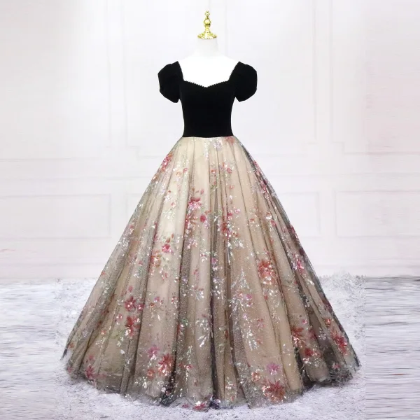 Elegante Schwarz Perlenstickerei Pailletten Ballkleider 2025 Ballkleid Eckiger Ausschnitt Kurze Ärmel Rückenfreies Lange Ball Festliche Kleider
