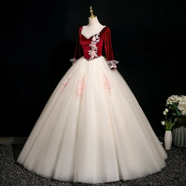 Elegant Burgundy Beading Sequins Lace Flower Appliques Prom Dresses 2025 Ball Gown Square Neckline 3/4 Sleeve Backless Floor-Length / Long Formal Dresses