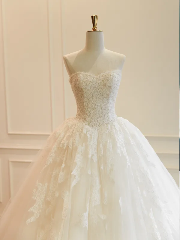Elegant White Lace Flower Ball Gown Wedding Dresses 2026 Strapless Sleeveless Backless Floor-Length / Long Wedding