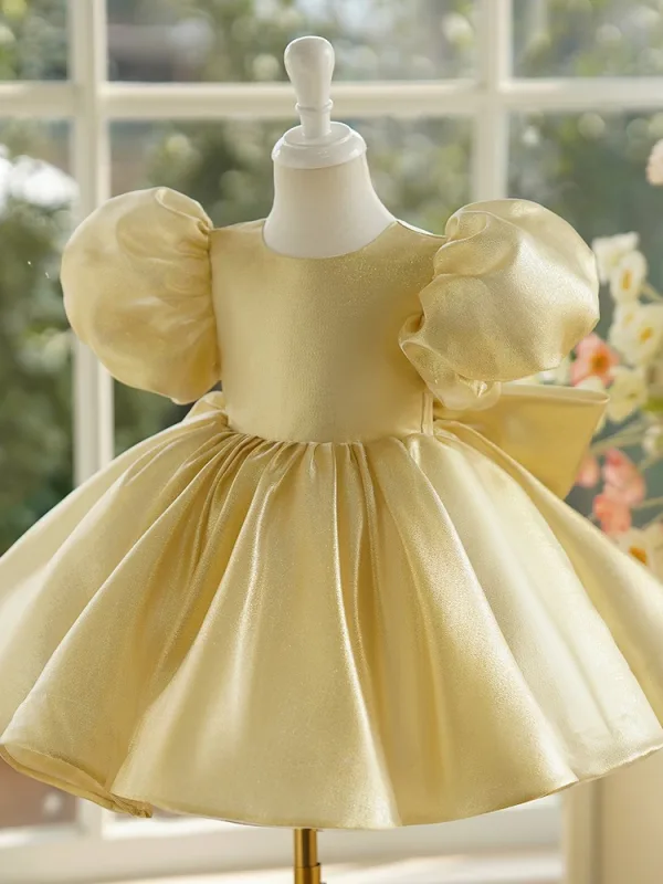 Mode Doré Courte Anniversaire Robe Ceremonie Fille 2024 Robe Boule Encolure Dégagée Gonflée Manches Courtes Dos Nu Noeud