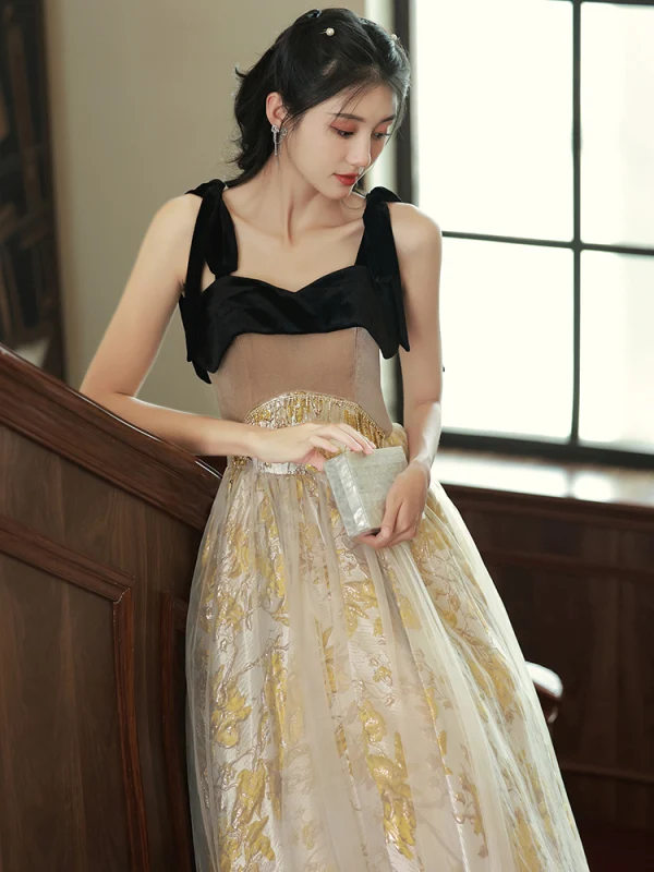 Chic / Beautiful Gold Pearl Tassel Evening Dresses 2023 A-Line / Princess Spaghetti Straps Sleeveless Backless Floor-Length / Long Evening Party Formal Dresses