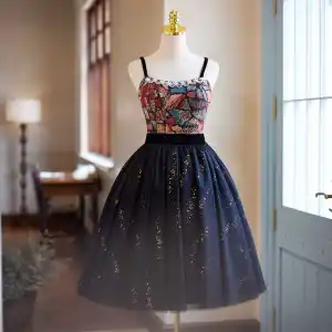 Vintage Originale Bleu Marine Brodé Paillettes Courte De Retour Robe De Graduation 2024 Robe Boule Bretelles Spaghetti Sans Manches Dos Nu Robe De Ceremonie